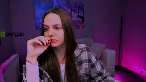 Snapshot of tessa_hit chatting on September 2025 03:06:02 PM Tessa online show from September 2025 03:06:02 PM