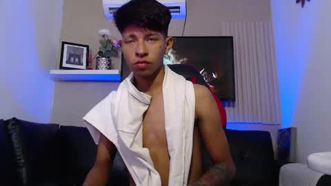 tessachains online show from November 2025 11:43:02 PM