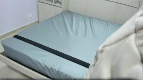 tessalowe online show from April 2026 11:36:01 AM