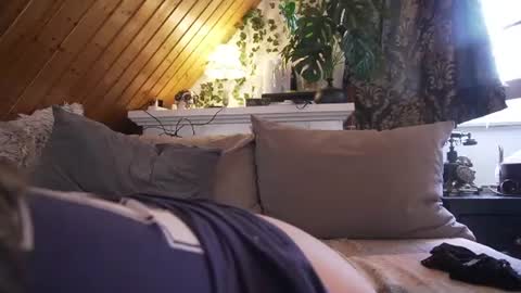 Tessa online show from July 2026 04:49:01 PM