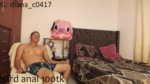 Snapshot of tessayleo_13 chatting on November 2025 12:20:01 PM tessa y leo online show from November 2025 12:20:01 PM