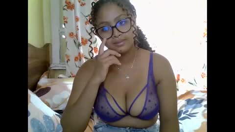 tessmia online show from April 2026 07:33:01 AM