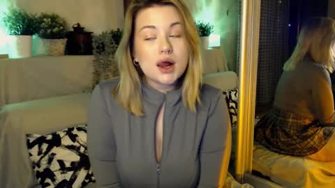 Snapshot of tesspleasure chatting on February 2025 01:16:01 PM TESSA online show from February 2025 01:16:01 PM