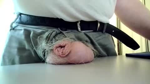 Test the Chat online show from November 2025 05:57:01 PM