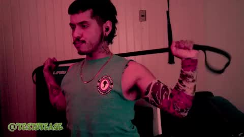 Milo online show from September 2025 09:28:02 PM