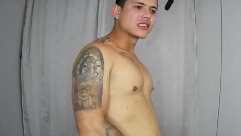 Teylor Fel online show from January 2025 06:02:02 AM