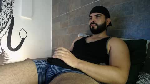 th1ago828986 online show from April 2026 02:40:02 AM