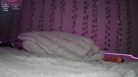 Lanna online show from February 2025 04:56:02 AM