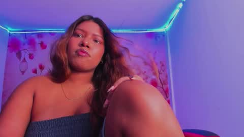 Andreina online show from October 2025 03:37:02 AM