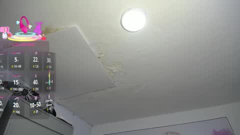 Snapshot of thalia_mills19 chatting on November 2025 11:07:02 PM Andrea online show from November 2025 11:07:02 PM