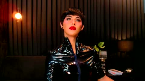 Snapshot of thalia_saint chatting on January 2025 11:03:01 AM Thalia Saint online show from January 2025 11:03:01 AM