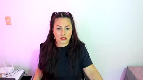 thania      sometimes in the company of Alan and Maria online show from September 2025 04:41:01 PM