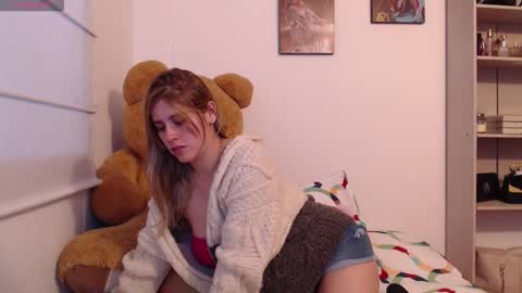 Snapshot of thamarajane1 chatting on February 2026 11:14:01 AM online show from February 2026 11:14:01 AM