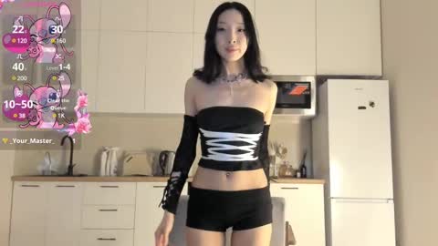 Snapshot of thanos_world1321002 chatting on February 2025 09:43:01 PM thanos_world1321002 online show from February 2025 09:43:01 PM