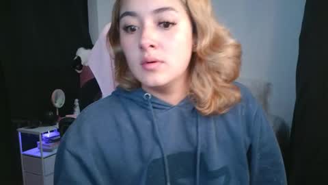   online show from November 2025 10:27:01 AM