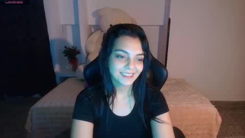 Snapshot of thays_mawakye01 chatting on March 2026 07:48:01 PM Paola online show from March 2026 07:48:01 PM