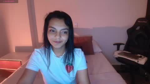 Snapshot of thays_mawakye01 chatting on April 2026 09:38:01 PM Paola online show from April 2026 09:38:01 PM