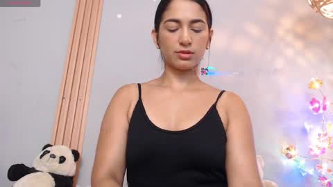 THAYSSA ROSS online show from April 2026 02:50:01 PM