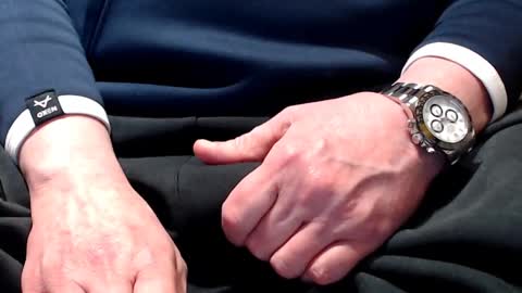 Snapshot of the1pocketrocket chatting on December 2024 10:12:01 PM the1pocketrocket online show from December 2024 10:12:01 PM