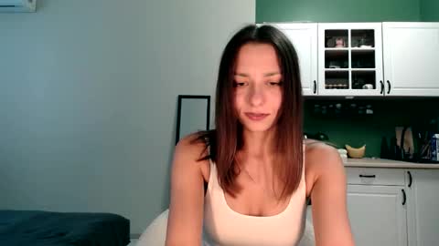 Mia 3 online show from June 2026 05:34:02 PM
