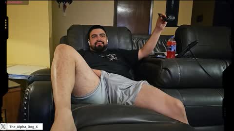 Snapshot of the_alpha_dog_xxx chatting on November 2025 03:52:02 AM the_alpha_dog_xxx online show from November 2025 03:52:02 AM