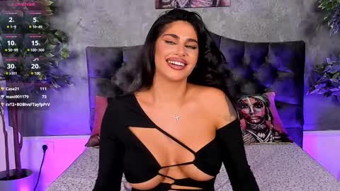 Aisha online show from February 2025 07:49:01 AM