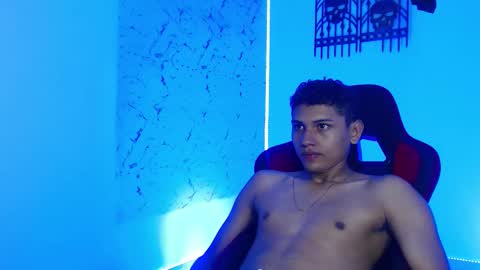 Snapshot of the_crack71 chatting on October 2025 02:19:01 PM Sean OPry   online show from October 2025 02:19:01 PM