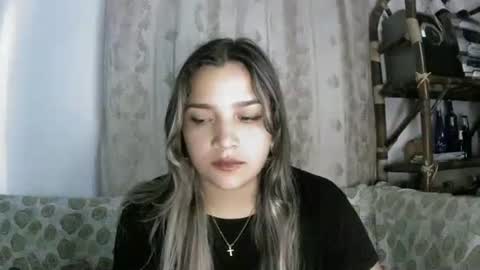 Snapshot of the_crow_18 chatting on May 2026 04:50:02 AM liz online show from May 2026 04:50:02 AM