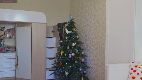 Snapshot of the_dancing_muse chatting on January 2025 04:36:02 AM Sweety Katy online show from January 2025 04:36:02 AM