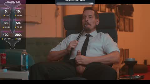 Snapshot of the_dilf chatting on December 2024 04:25:02 PM The DILF -  online show from December 2024 04:25:02 PM