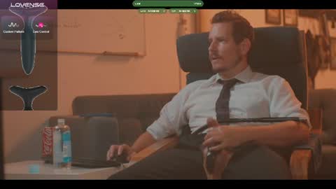 Snapshot of the_dilf chatting on July 2026 09:57:01 AM The DILF - online show from July 2026 09:57:01 AM