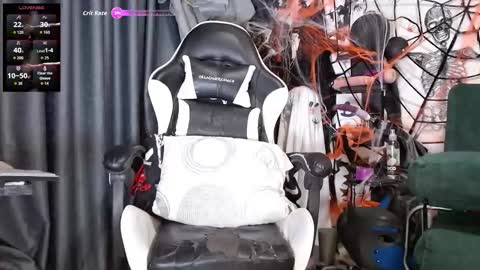 Snapshot of the_dog_lian chatting on October 2025 11:20:02 PM the dog lian online show from October 2025 11:20:02 PM