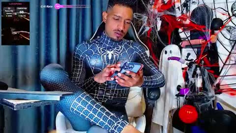 Snapshot of the_dog_lian chatting on October 2025 02:12:01 AM the dog lian online show from October 2025 02:12:01 AM