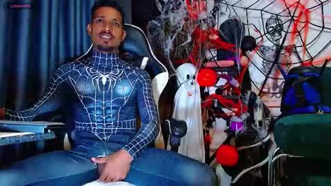 Snapshot of the_dog_lian chatting on November 2025 02:30:01 PM the dog lian online show from November 2025 02:30:01 PM