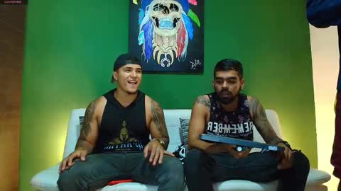 SCOTT  THEO  KAMERON  GENDERSON online show from October 2025 12:33:02 AM