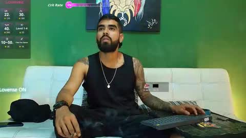 SCOTT  THEO  KAMERON  GENDERSON online show from November 2025 12:33:01 AM