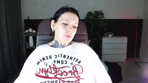 the_ice_owl online show from March 2026 05:51:01 PM