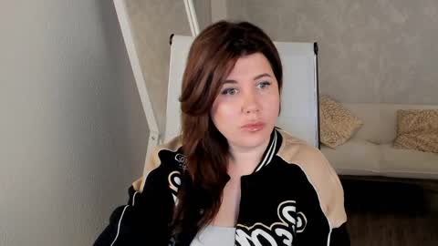 Thea online show from April 2026 01:39:02 PM