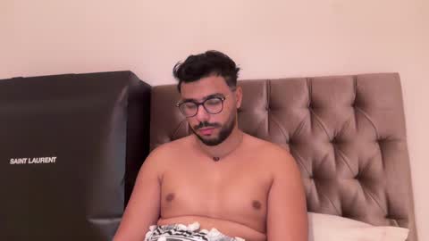 Snapshot of thearabboy98 chatting on January 2025 08:38:02 PM thearabboy98 online show from January 2025 08:38:02 PM