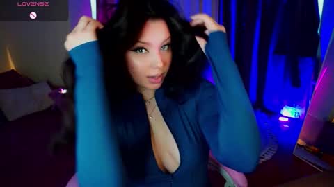 Lucy online show from October 2025 12:39:02 PM