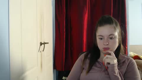 Snapshot of theblackdiamond194588 chatting on September 2025 08:37:01 AM raissa online show from September 2025 08:37:01 AM