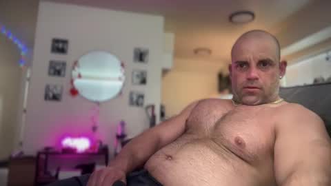 Snapshot of thebuzz777 chatting on January 2025 09:26:02 PM theBuzz777 online show from January 2025 09:26:02 PM