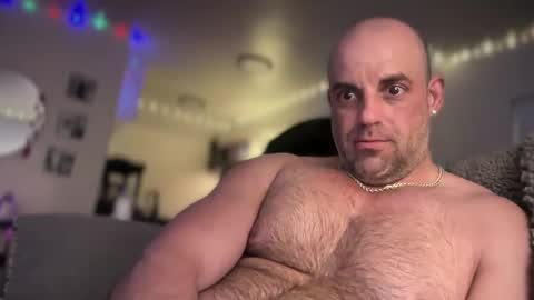 Snapshot of thebuzz777 chatting on February 2025 06:19:01 AM theBuzz777 online show from February 2025 06:19:01 AM