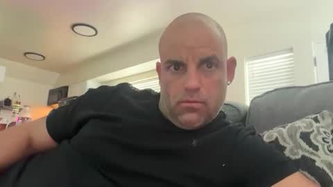 Snapshot of thebuzz777 chatting on November 2025 06:08:01 PM theBuzz777 online show from November 2025 06:08:01 PM