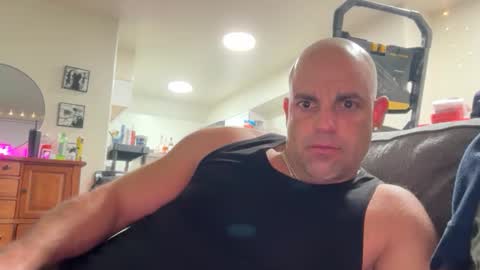 Snapshot of thebuzz777 chatting on November 2025 10:39:02 AM theBuzz777 online show from November 2025 10:39:02 AM