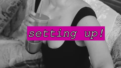 Snapshot of thecamwoman chatting on September 2025 07:25:02 PM Joan online show from September 2025 07:25:02 PM