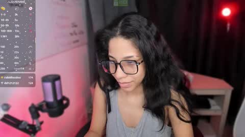 Snapshot of thedevil_boobs chatting on September 2025 03:33:02 AM Keiko online show from September 2025 03:33:02 AM