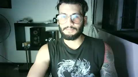 Snapshot of thedragonboyxxx chatting on June 2026 04:19:02 AM thedragonboyxxx online show from June 2026 04:19:02 AM