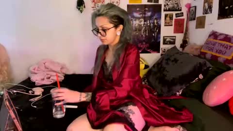 Snapshot of theeking_venus chatting on December 2024 02:30:02 AM KIng Venus online show from December 2024 02:30:02 AM