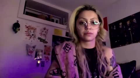 Snapshot of theeking_venus chatting on December 2024 02:13:01 AM KIng Venus online show from December 2024 02:13:01 AM